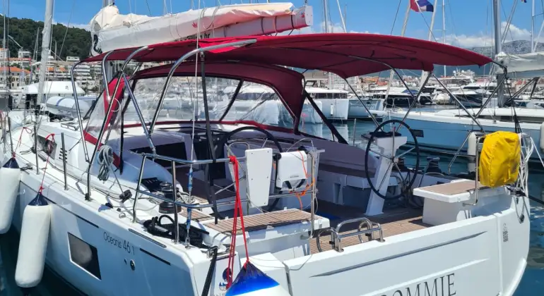 Bénéteau Oceanis 46.1 Rental in Split, Croatia | 2024 Sailboat